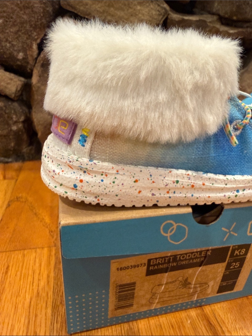 New Hey Dude Toddler Rainbow Dreamer Blue Faux Fur Cuff Shoe Size K8 - Picture 2 of 7